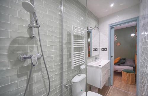 Le Suquet Apartment | OFF"Suquet Boho Studio Historic Center & Charming View"