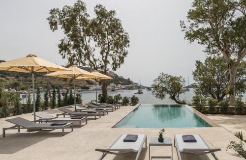 Vourkari Hotel | oKEAnõs