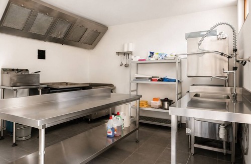 Servant House | Old Renovated Mill in the Heart of Auvergne - 26 Seats