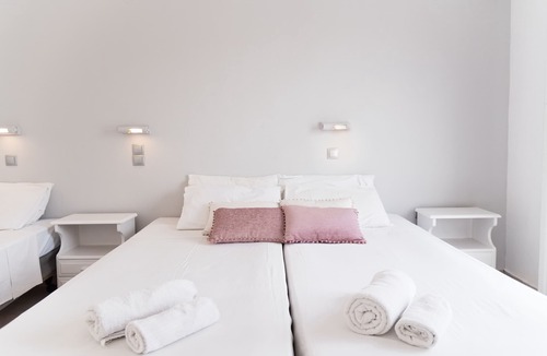 Kavos Hotel | Olive Grove Beachfront