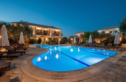 Neromilos Villa | Olive Tree Villas - 400m from the beach, by ZanteWize