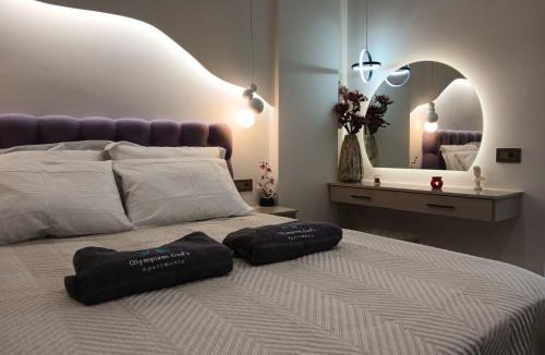 Alikanas Apartment | Olympian Gods apartments