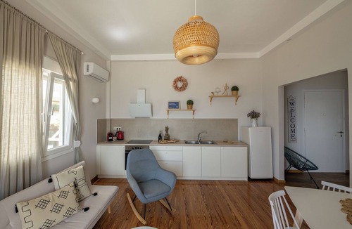 Loutraki Apartment | Onar Beachfront Residence