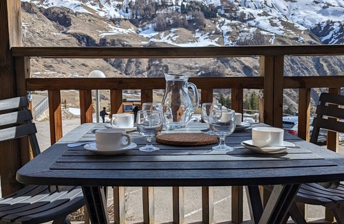 Orcieres-Merlette Apartment | Orcières: 3-room Apartment, 6 pers, Balcony, WIFI, Parking
