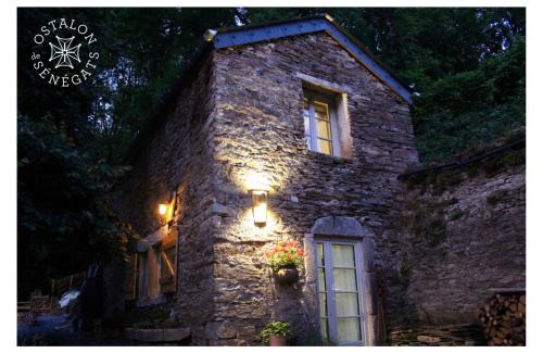 Lacaze House | Ostalon de Sénégats