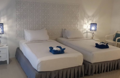 Ko Phi Phi Hotel | P.P. Blue Sky Resort