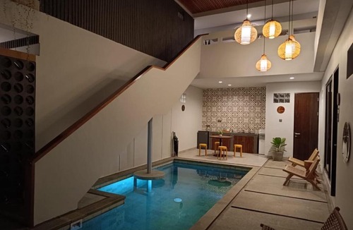 Ketewel Hotel | Padinis Villa & Coffee