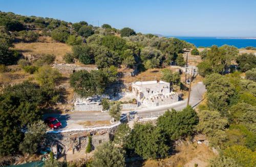 Mandraki House | Palaiokastro Traditional House