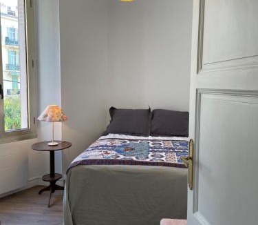 Riou - Petit Juas - Av de Grasse Apartment | Palais Gothique