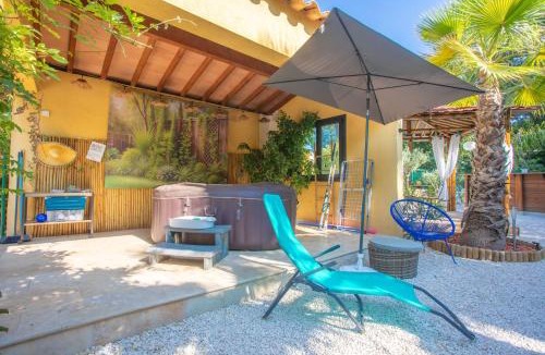 Cuers Villa | Palmiers en couleurs