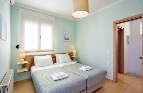 Maleme Apartment | PanDora maisonette with beautiful gardens and pool