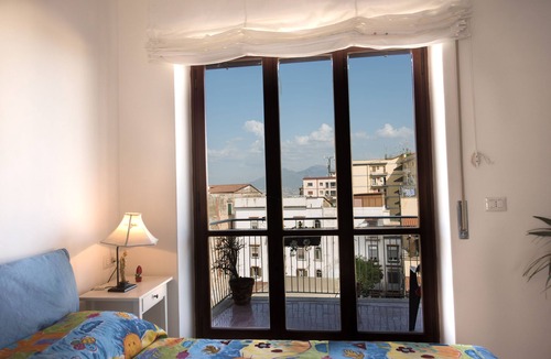 Materdei Apartment | Panorama Vesuvius Central (in front of the metro)