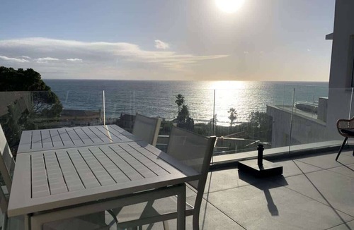 Les Issambres Apartment | Panoramic sea view/Swimming pool/Close to beach and town centre