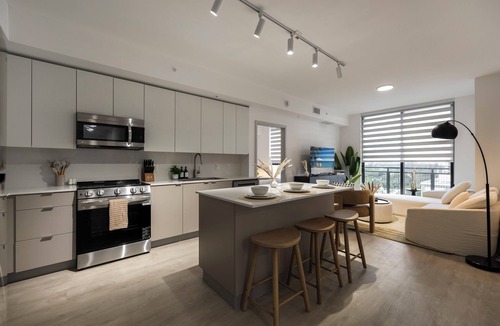 North Miami Apartment | Panoramic Views on High floor- Near Stadium- 3B 2B