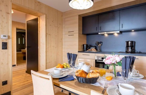 Le Corbier Condo | Parfait Pour La Famille! Appartement Spacieux avec Balcon | Au Pied des Pistes + Club Enfants