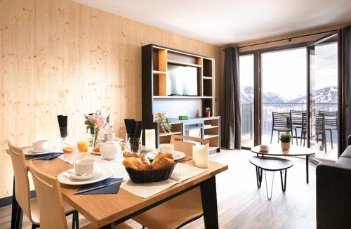 Le Corbier Condo | Parfait Pour La Famille! Appartement Spacieux avec Balcon | Au Pied des Pistes + Club Enfants