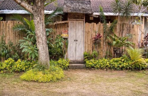Kedewatan House | Parsa House Homestay