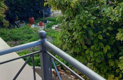 Paiania Apartment | Pavlos Apartment - Leontari Stay with Garden View