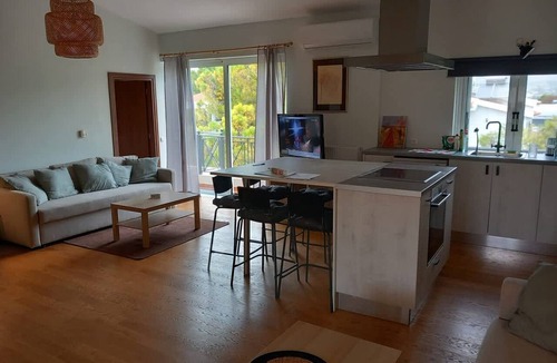 Paiania Apartment | Pavlos Loft - Garden Views Terrace in Leontari
