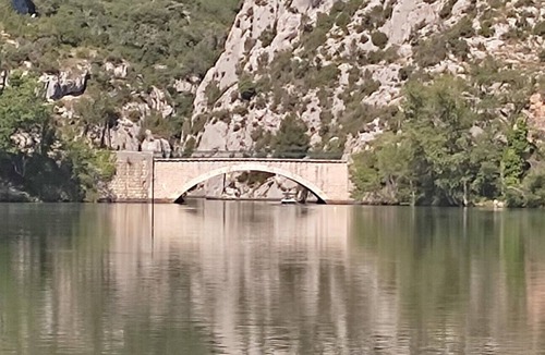 Montmeyan House | Peaceful Provencal country house near the Verdon lakes and gorges Open year-round