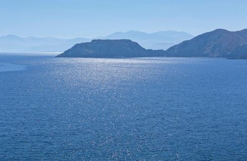 Mononaftis Resort | Peninsula Resort & Spa