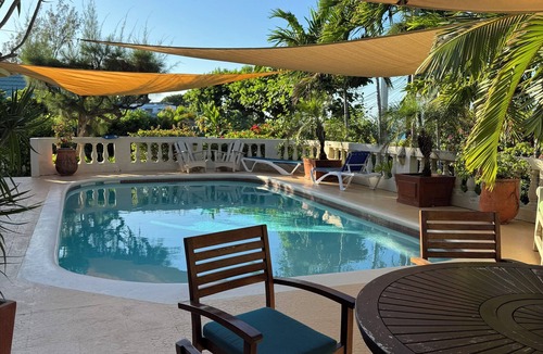 Silver Sands Villa | Perfect place for idyllic escape, 4 minute walk to beautiful beach