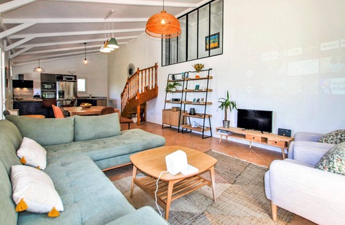 Colonzelle House | Pet friendly home in Colonzelle