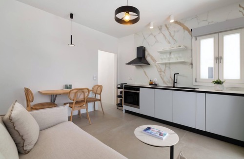 Ixia Apartment | Petaluda - Island View