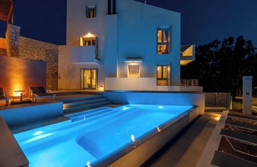 Ixia Apartment | Petaluda - Island View