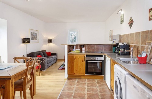 Saint-Jean-du-Gard Apartment | "Petit Gîte" with Private Terrace, Mountain View, Shared Pool