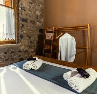 Agrafa Apartment | PETRASTERO Mountain Retreat-Agrafa Evrytania Greece