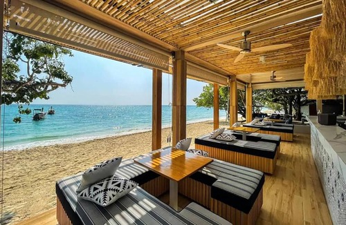 Ko Phi Phi Resort | Phi Phi Holiday Resort, Leam Tong Beach