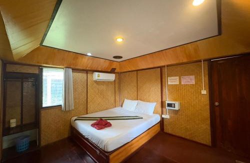 Ko Phi Phi Hotel | Phi Phi Ingphu Viewpoint Hotel