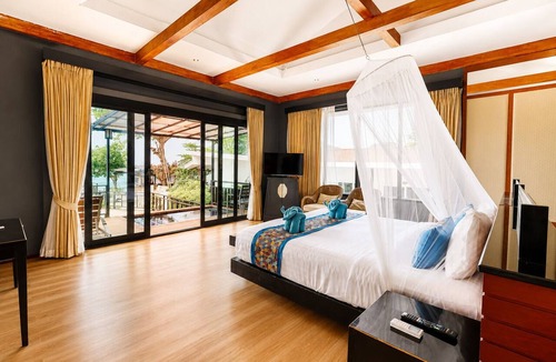 Ko Phi Phi Hotel | Phi Phi Long Beach Resort & Villa