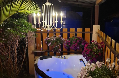 Nai Harn Villa | Phuket luxury villa Thailand