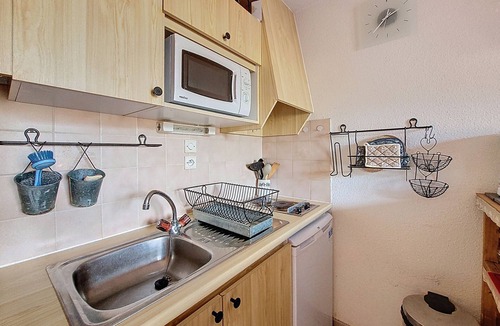 Saint-Jean-dʼAulps Apartment | Pied des Pistes 20 Studio - Sleeps 4 - Mountain views - Saint Jean D'Aulps resort - Near Morzine