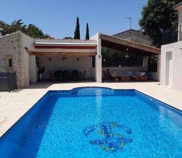 Le Cannet-des-Maures Apartment | Piscine avec charme et tranquillité au coeur du Var