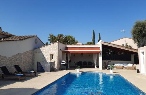 Le Cannet-des-Maures Apartment | Piscine avec charme et tranquillité au coeur du Var