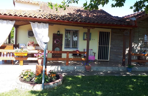 Nea Mesagkala House | PLATANOS HOUSE GREECE