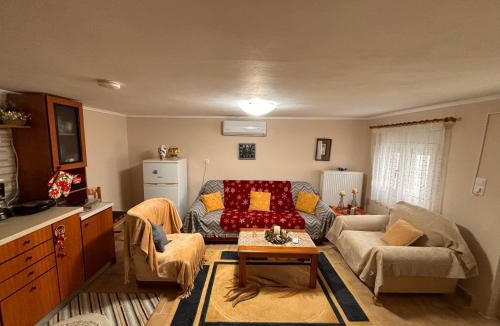 Trikala Apartment | Platanos Village Home