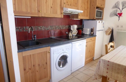Pralognan-la-Vanoise Apartment | Pleasant 3-room apartment with garden, close to the center