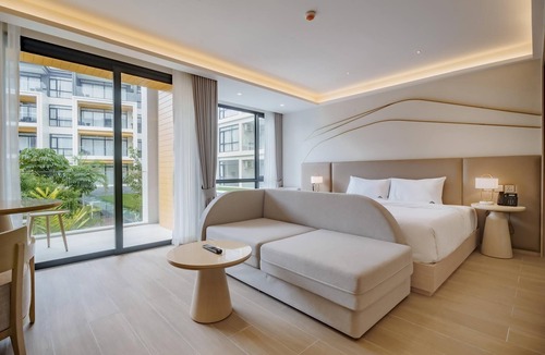 Sa Khu Condo | Pool View Condo 2204, Sea Heaven