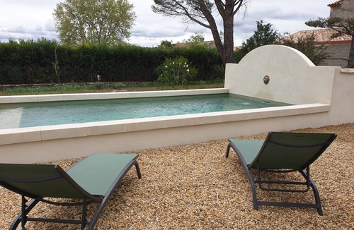 Mazan Cottage | Pretty country house with swimming pool and garden near VENTOUX