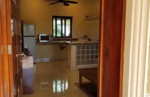 Salina Grande Apartment | Private Comfortable Apartment/Suite 5min from Supermarket & Marina