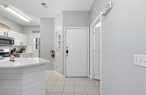 Kissimmee House | Private Hot Tub Terra Verde Resort Pool Themed Rooms