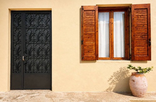 Kato Zakros Apartment | Private Studio Retreat in Zakros, Crete With Scenic Views