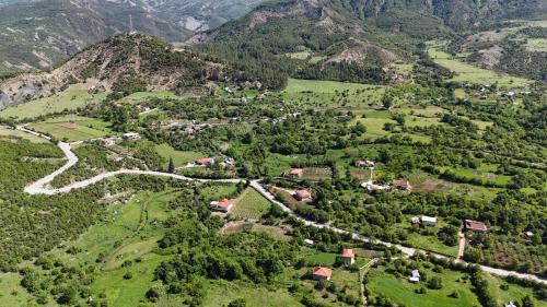 Lazarat House | Proko Peakview