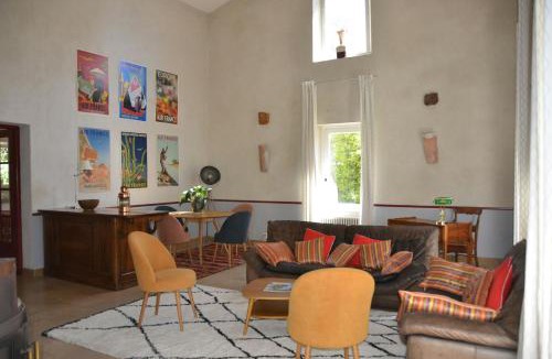 Saint-Gervais-sur-Roubion House | Provençal Farmhouse With Shared Pool In The Drôme