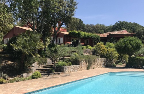 Sainte-Maxime Villa | Provencal villa with pool and very large garden