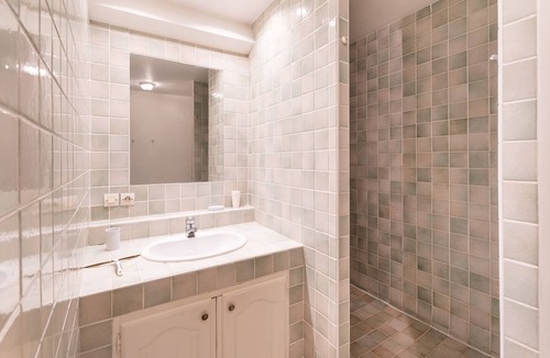 Saint-Julien House | Quiet, air-conditioned accommodation in the Verdon regional park